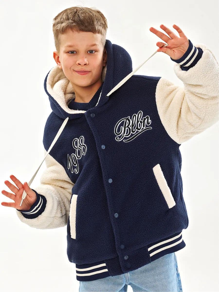 Спортивный удлинённый бомбер мальчик синий белый овчинный